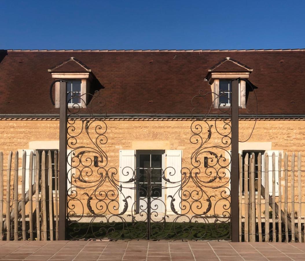 Gite Chateau De Peyrel Prigonrieux Exterior photo